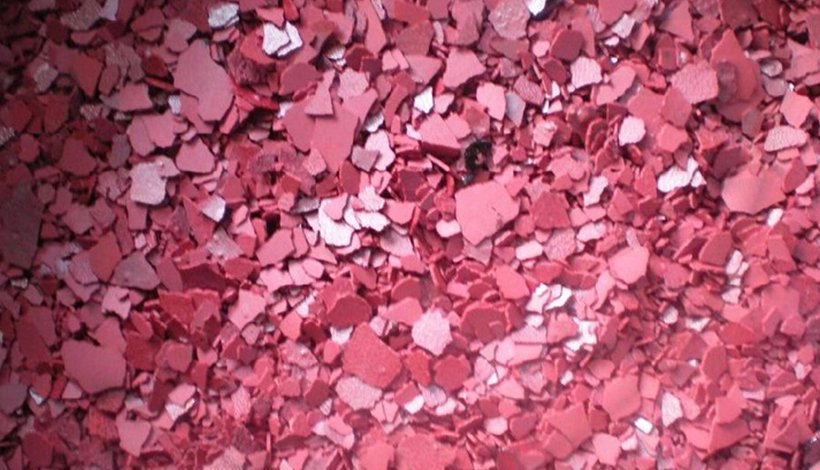 Chromic anhydride flake