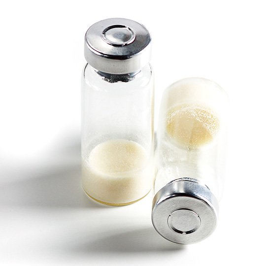 Oxytocin White lyophilized powder vial pack